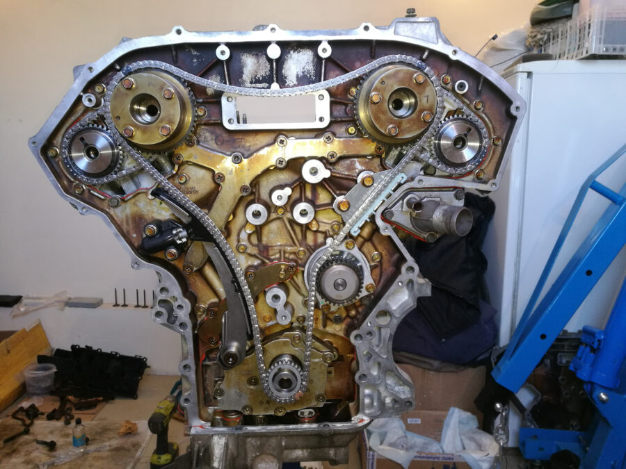 Nissan VQ40DE 4.0 l moottori