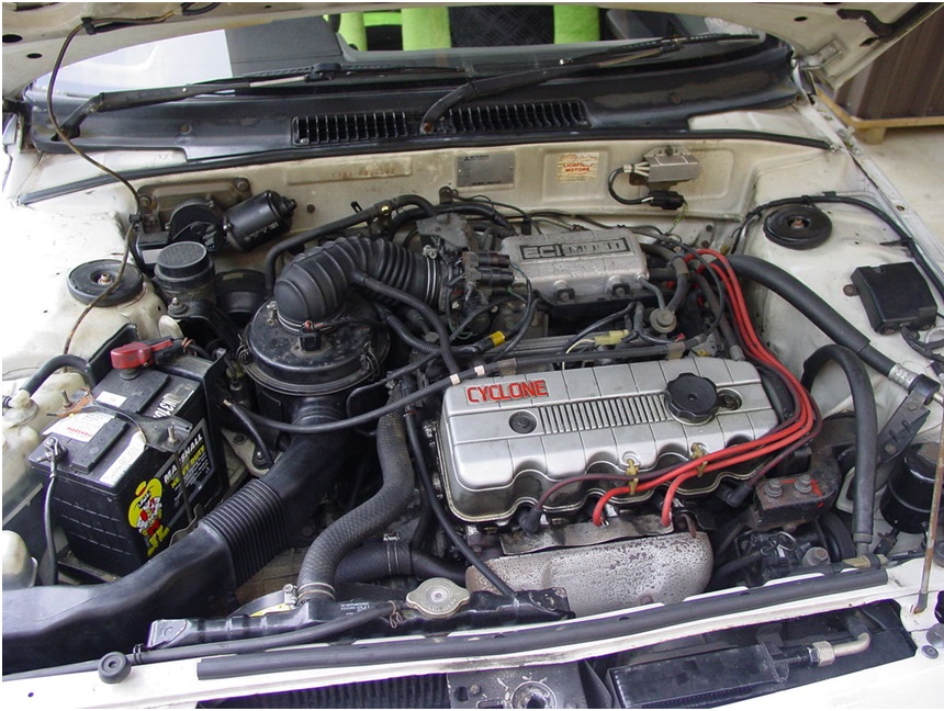 Mitsubishi 4G32 1.6 moottori