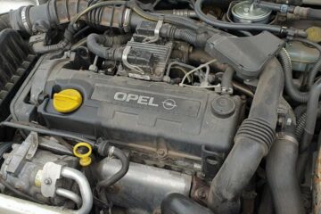 Opel Y17DT 1.7 moottori