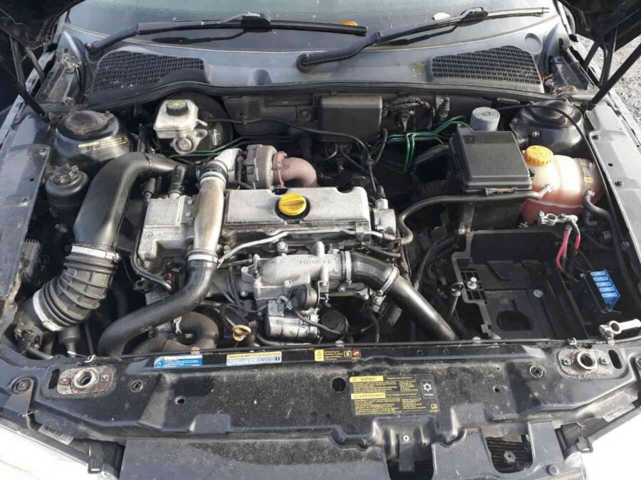 Saab 9-5 2.2 TiD (D223L) moottori