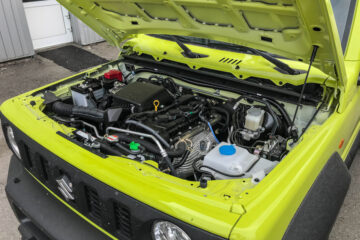 Suzuki K15B moottori