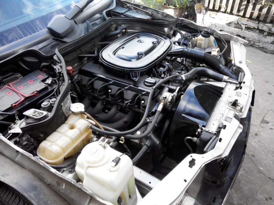 Mercedes-Benz M102 E20 / V20 2.0 moottori