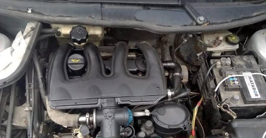 Citroen/Peugeot 1.9 D DW8 -moottori