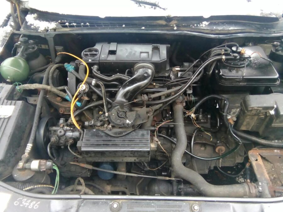 Citroen/Peugeot XU10J2 (RFU) 2.0-moottori