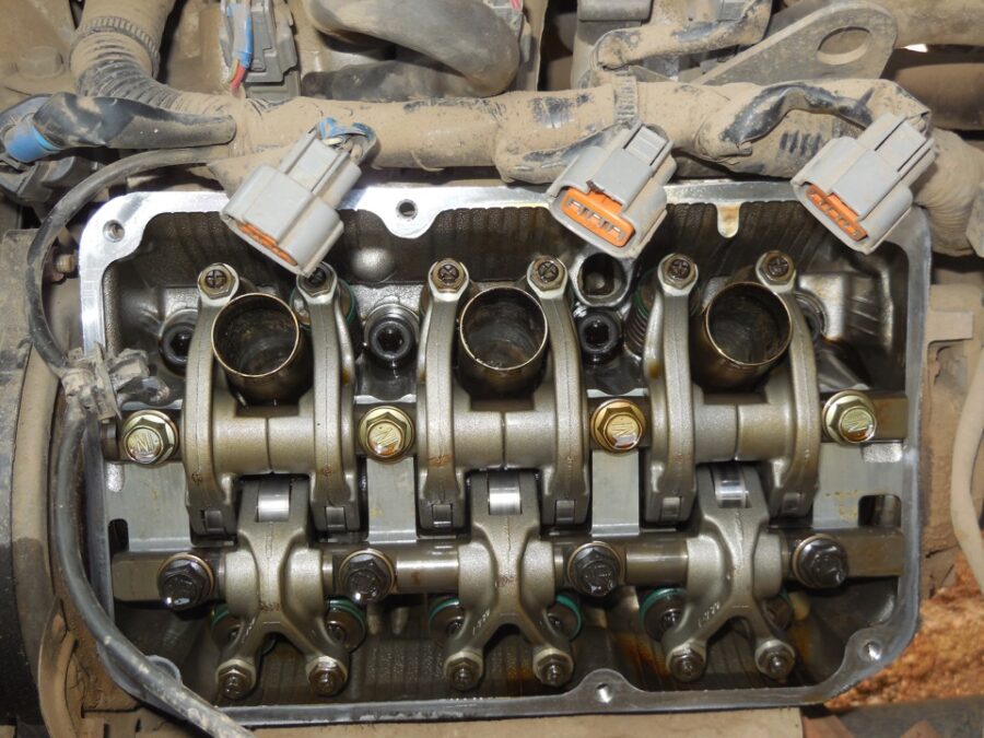 Mitsubishi 3G83 0.7 moottori