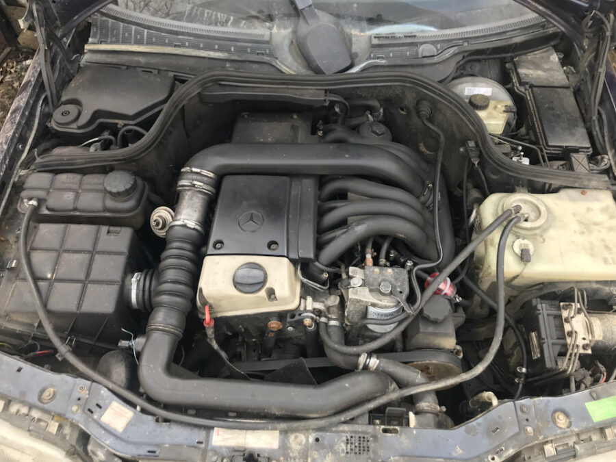 Moottori Mercedes OM 605 2.5