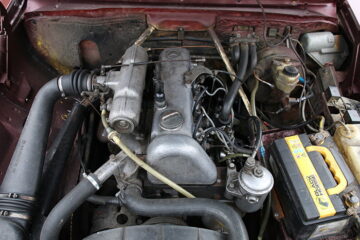 Mercedes OM615 D 20 2.0 -dieselmoottori
