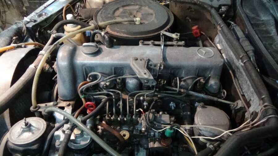 Mercedes OM617 3.0 moottori