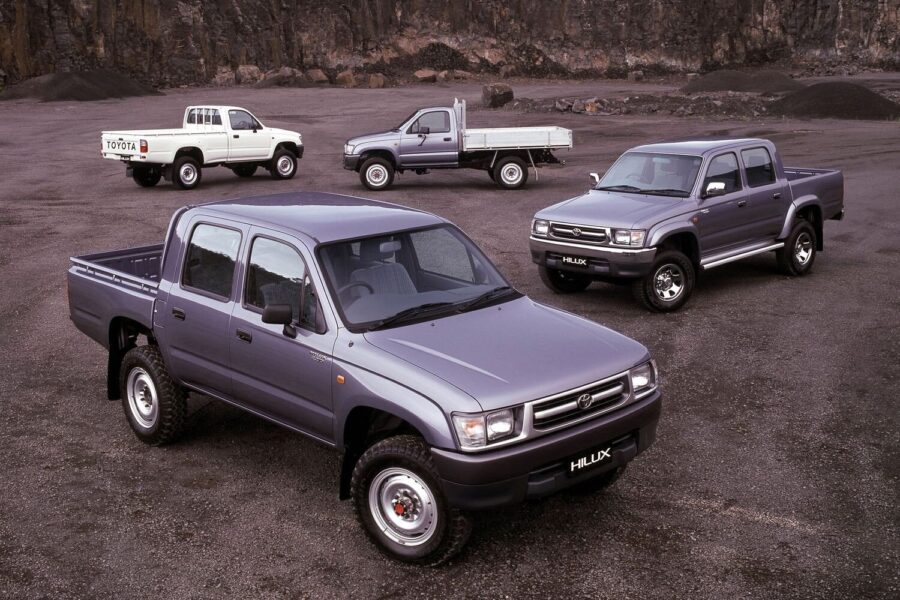 Legendaarisen Toyota Hilux -lava-auton historiaa