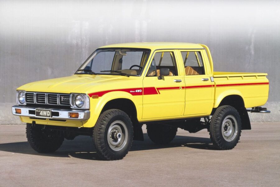 Legendaarisen Toyota Hilux -lava-auton historiaa