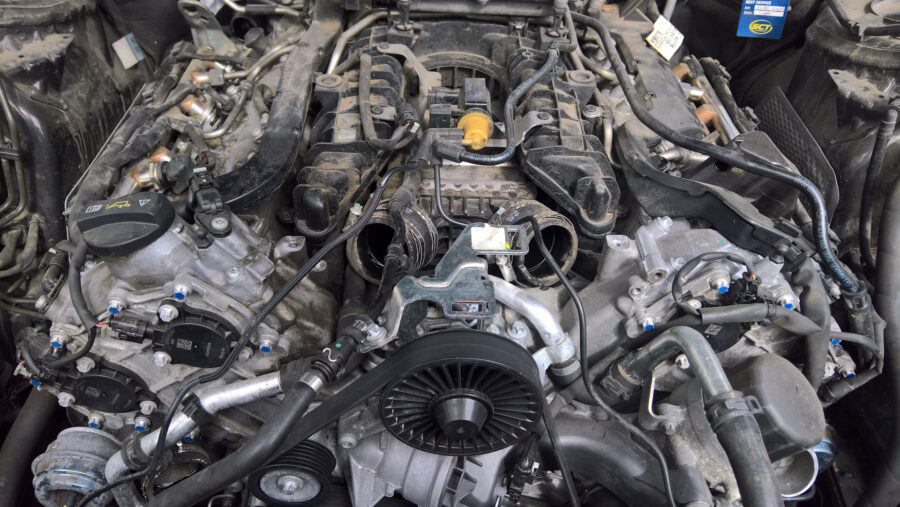 Mercedes M278 4.6 -moottori