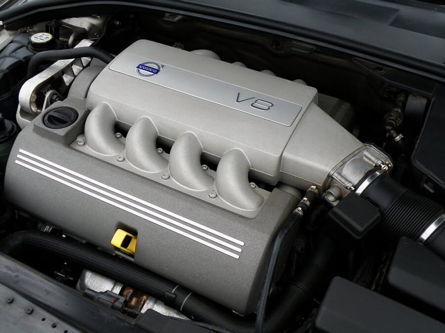 Volvo B8444S 4.4 -moottori